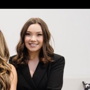 Meet your Posher, Alison